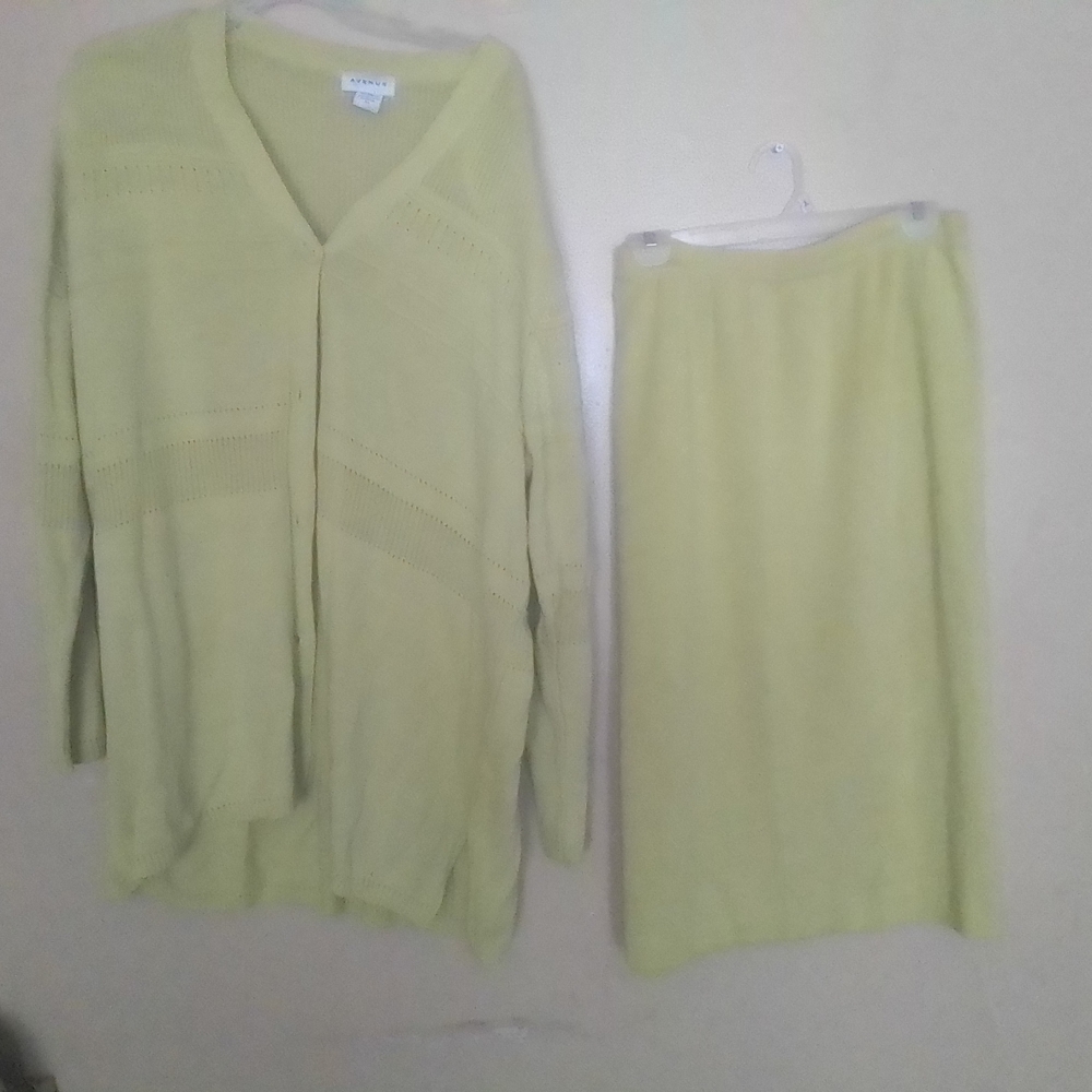 Avenue Venezia Green Midi Pencil Skirt Set